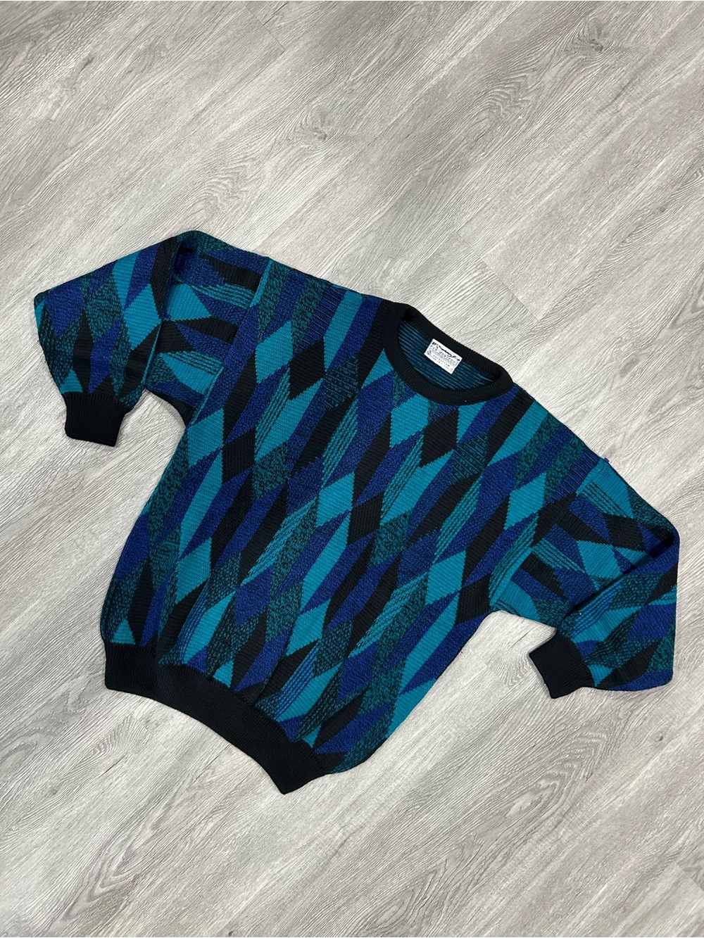 VTG FAR HORIZON Men's Geometric Crewneck Sweater — Blue & Teal